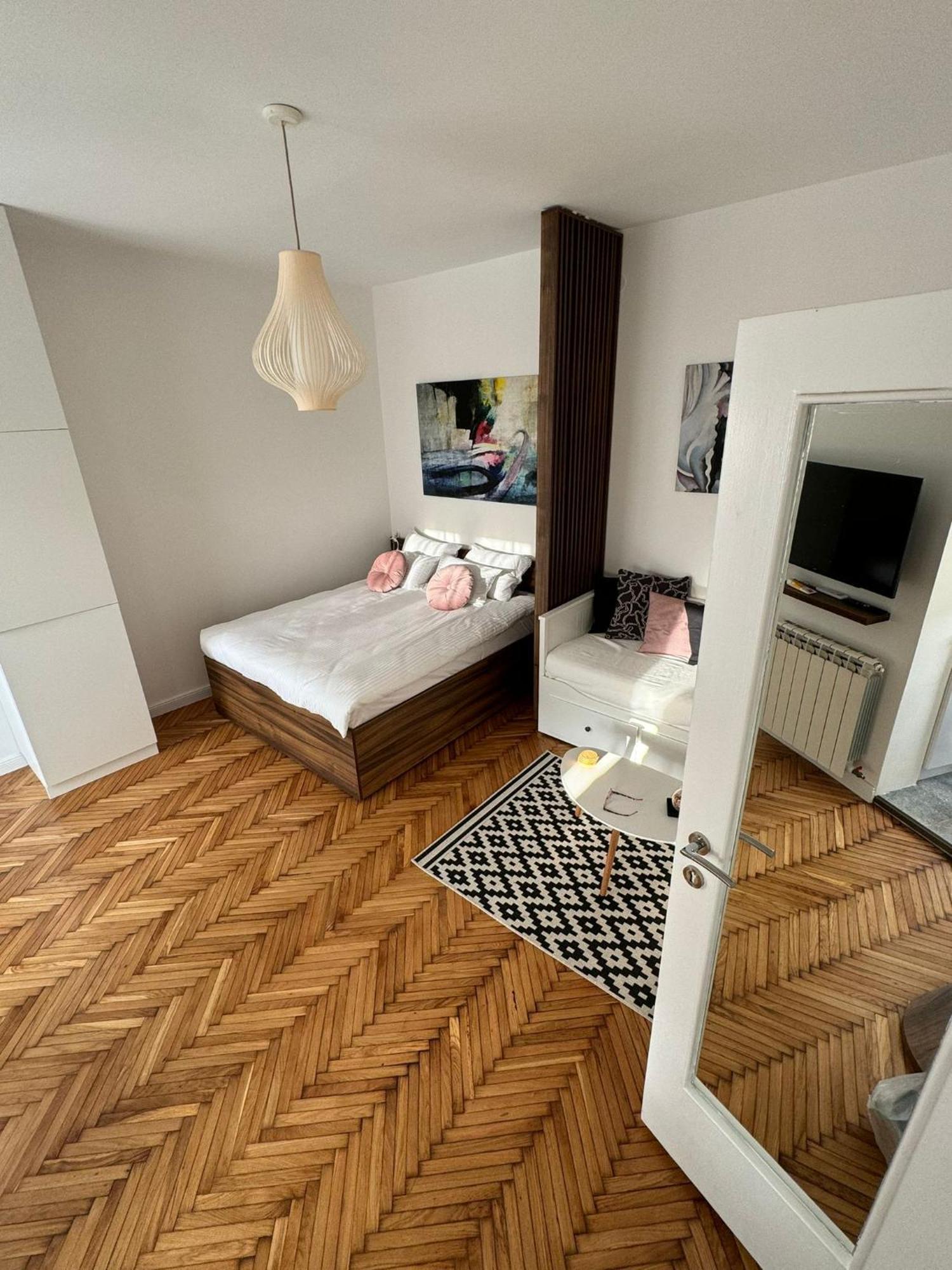 Balconia Sunny Apartment In Centre Of Belgrade Luaran gambar