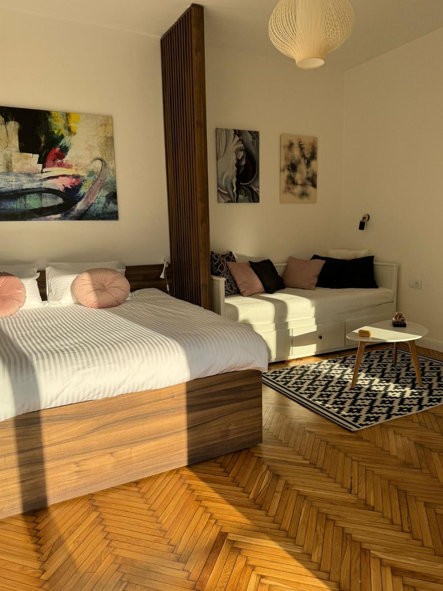 Balconia Sunny Apartment In Centre Of Belgrade Luaran gambar