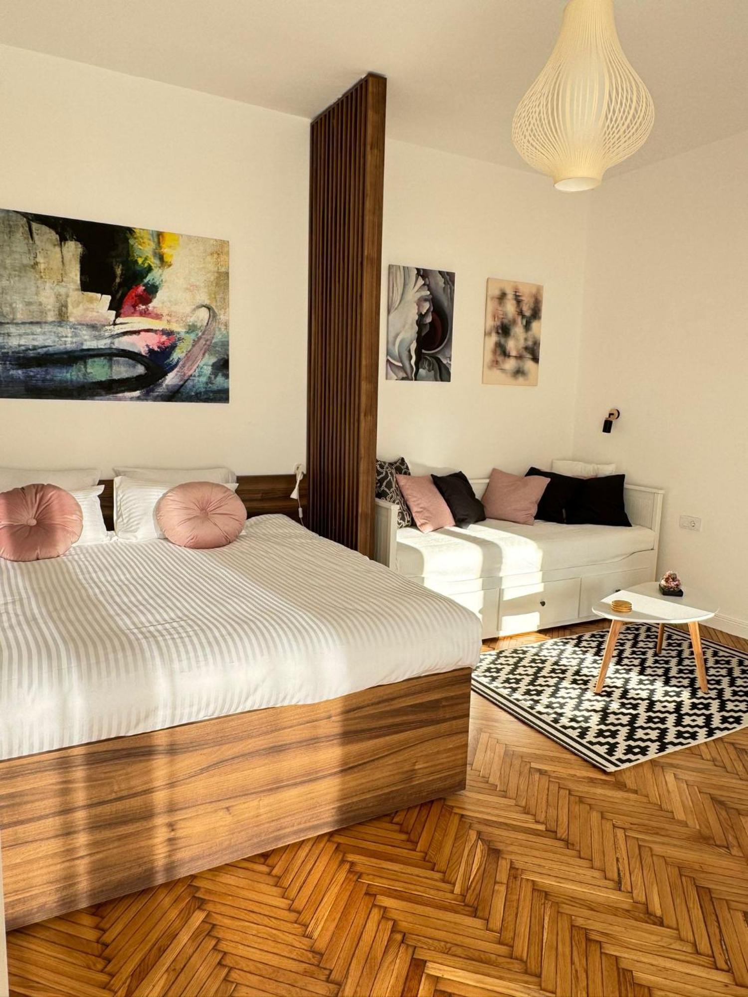 Balconia Sunny Apartment In Centre Of Belgrade Luaran gambar